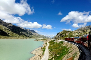 Ретийская железная дорога в культурном ландшафте Альбулы и Бернины