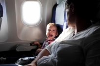 Как усмирить ребенка в самолете 